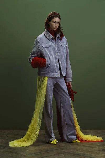 Look 8